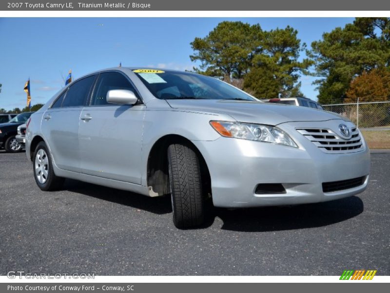 Front 3/4 View of 2007 Camry LE