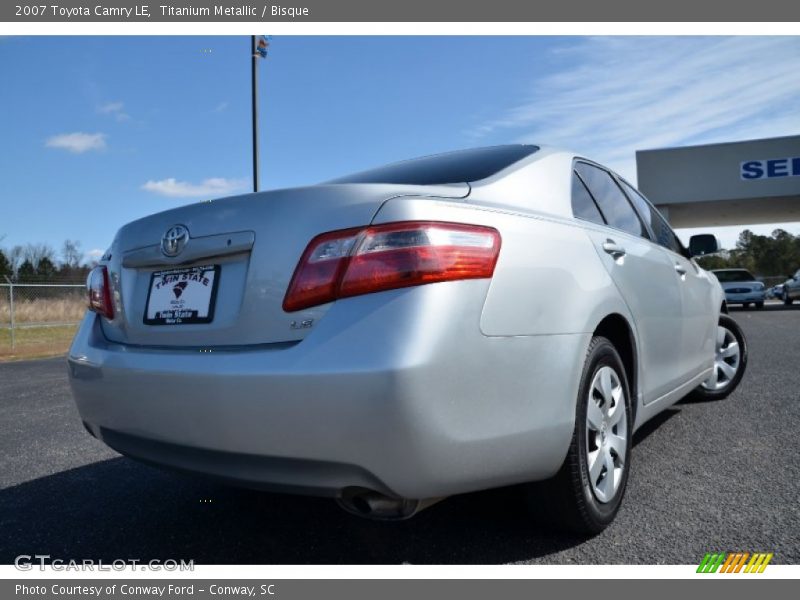 Titanium Metallic / Bisque 2007 Toyota Camry LE