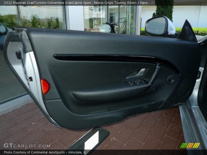 Door Panel of 2012 GranTurismo Convertible GranCabrio Sport