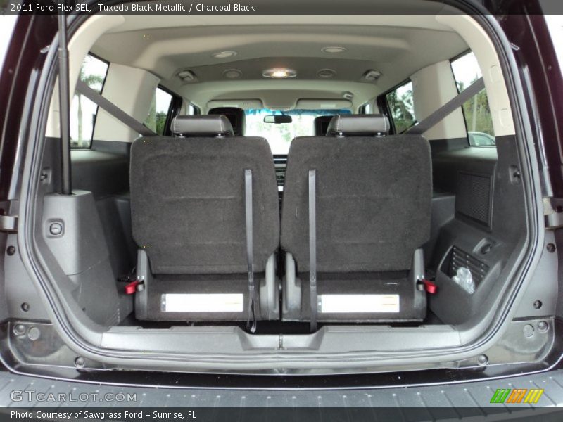 Tuxedo Black Metallic / Charcoal Black 2011 Ford Flex SEL
