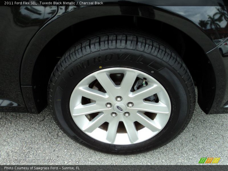 Tuxedo Black Metallic / Charcoal Black 2011 Ford Flex SEL