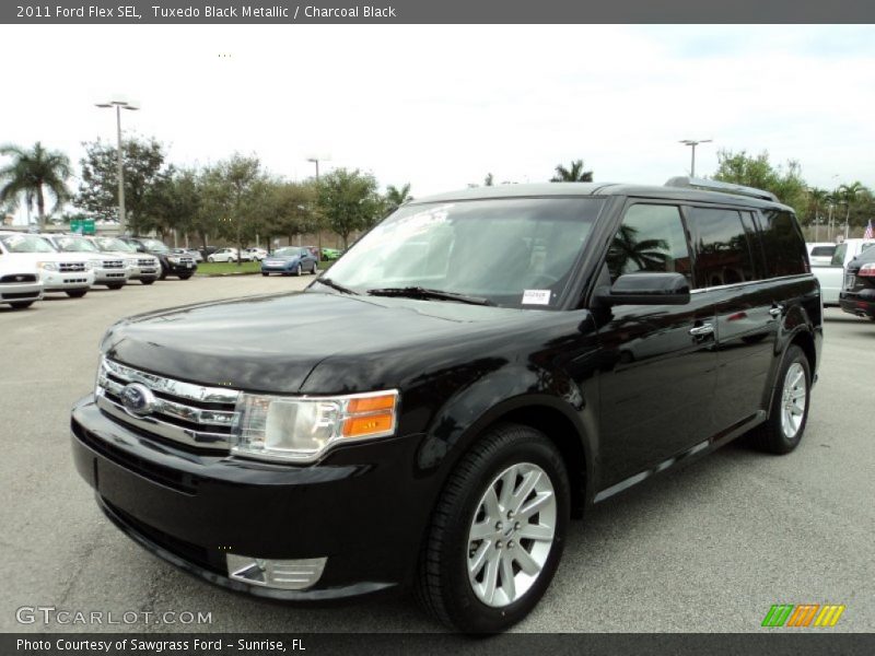 Tuxedo Black Metallic / Charcoal Black 2011 Ford Flex SEL