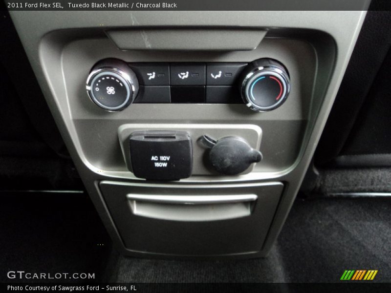 Tuxedo Black Metallic / Charcoal Black 2011 Ford Flex SEL