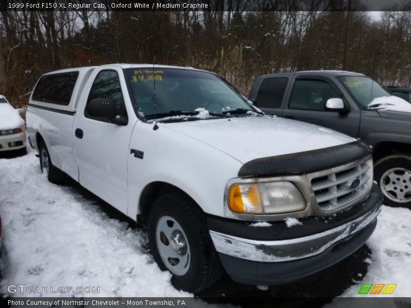 Oxford White / Medium Graphite 1999 Ford F150 XL Regular Cab