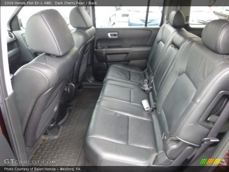 Rear Seat of 2009 Pilot EX-L 4WD