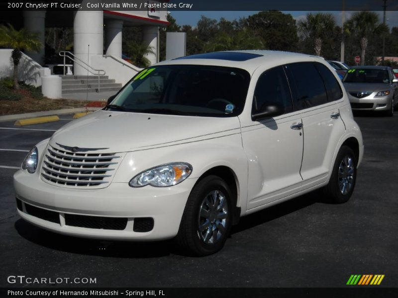 Cool Vanilla White / Pastel Slate Gray 2007 Chrysler PT Cruiser