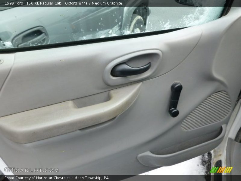 Oxford White / Medium Graphite 1999 Ford F150 XL Regular Cab
