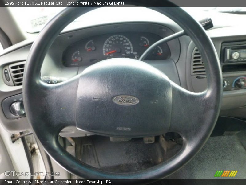 Oxford White / Medium Graphite 1999 Ford F150 XL Regular Cab