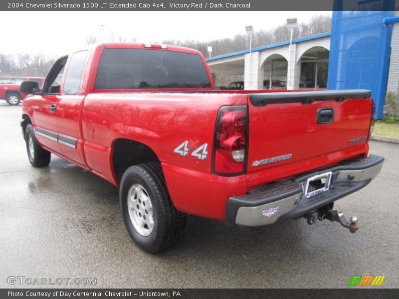 Victory Red / Dark Charcoal 2004 Chevrolet Silverado 1500 LT Extended Cab 4x4