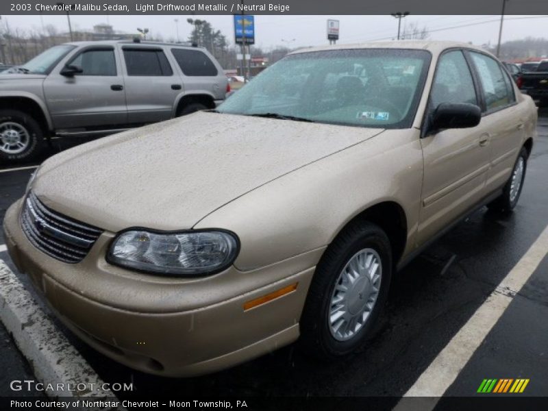 Front 3/4 View of 2003 Malibu Sedan