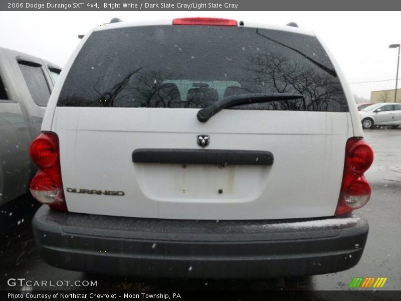 Bright White / Dark Slate Gray/Light Slate Gray 2006 Dodge Durango SXT 4x4