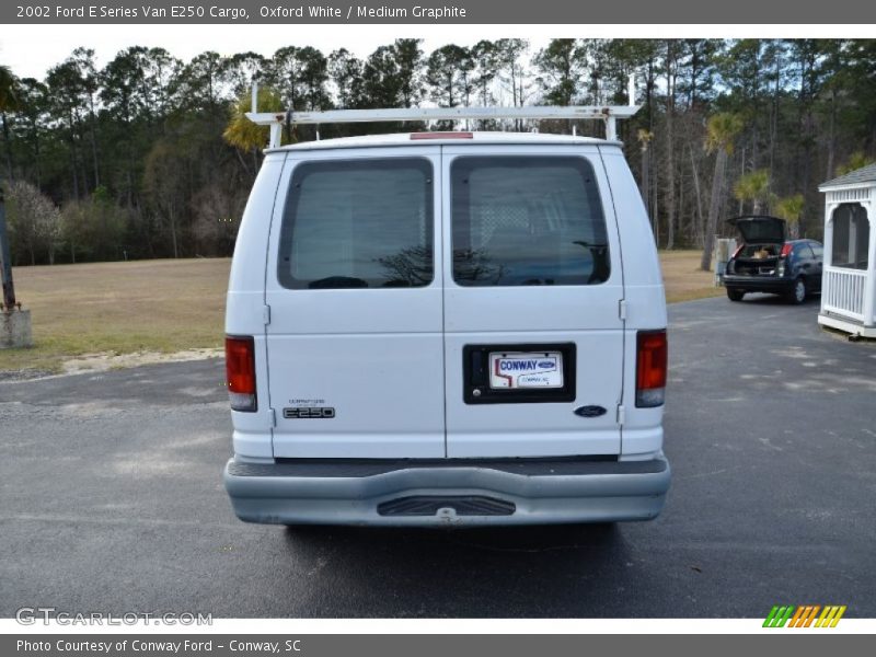 Oxford White / Medium Graphite 2002 Ford E Series Van E250 Cargo