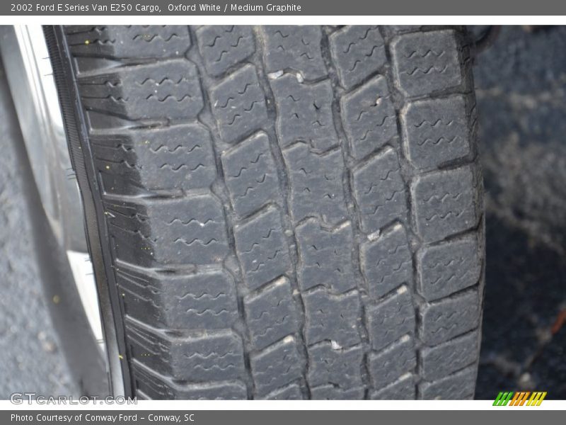 Oxford White / Medium Graphite 2002 Ford E Series Van E250 Cargo