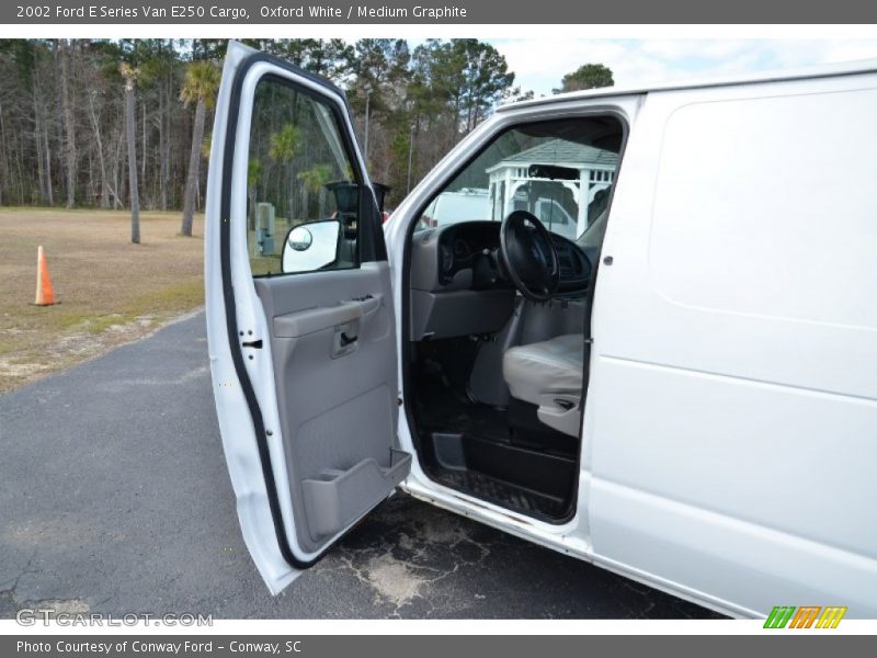 Oxford White / Medium Graphite 2002 Ford E Series Van E250 Cargo