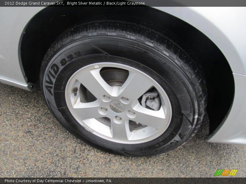 Bright Silver Metallic / Black/Light Graystone 2012 Dodge Grand Caravan SXT