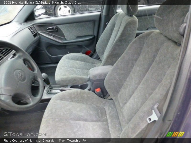 Midnight Gray / Gray 2002 Hyundai Elantra GLS Sedan