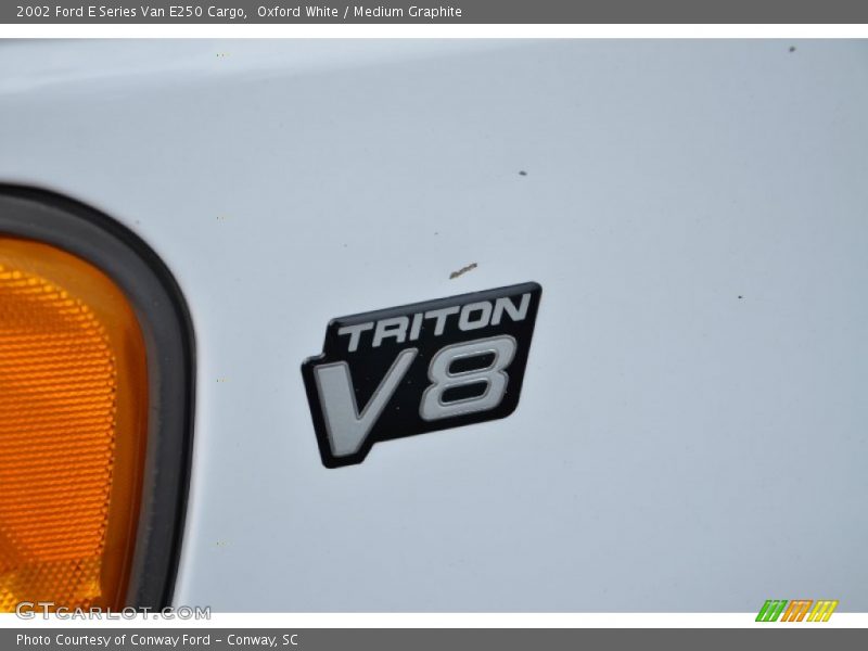 Oxford White / Medium Graphite 2002 Ford E Series Van E250 Cargo