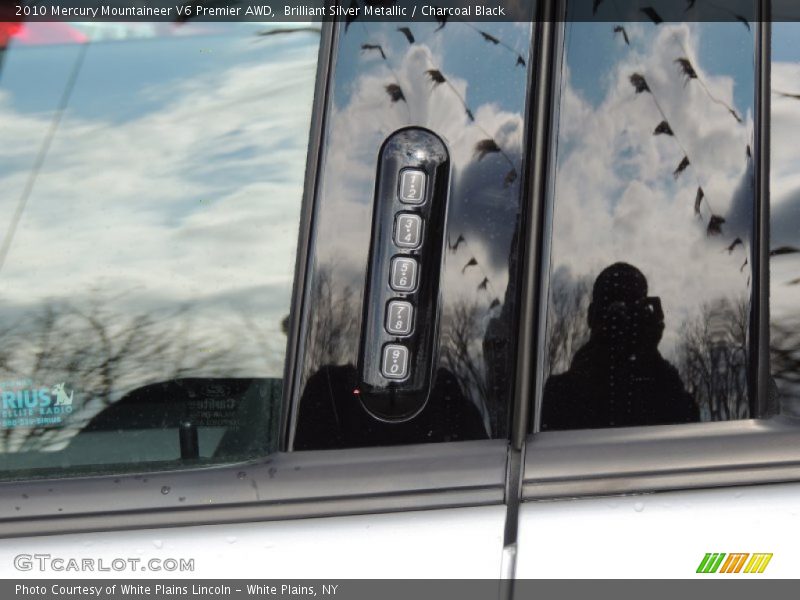 Brilliant Silver Metallic / Charcoal Black 2010 Mercury Mountaineer V6 Premier AWD