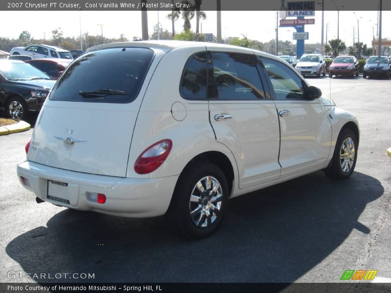 Cool Vanilla White / Pastel Slate Gray 2007 Chrysler PT Cruiser