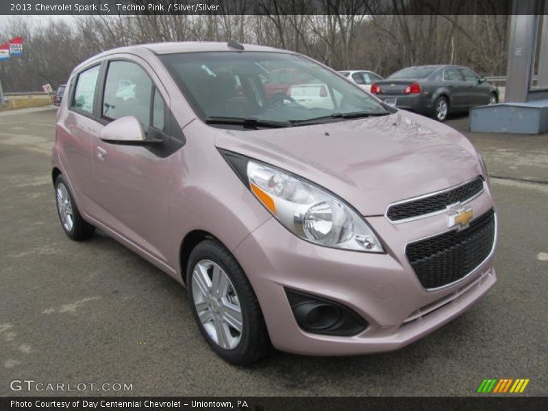 Front 3/4 View of 2013 Spark LS