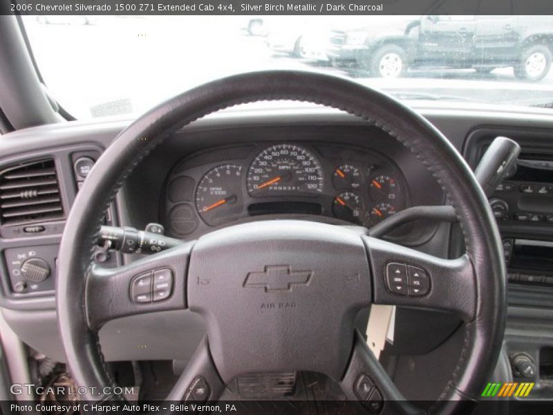  2006 Silverado 1500 Z71 Extended Cab 4x4 Steering Wheel