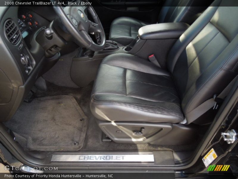 Front Seat of 2008 TrailBlazer LT 4x4