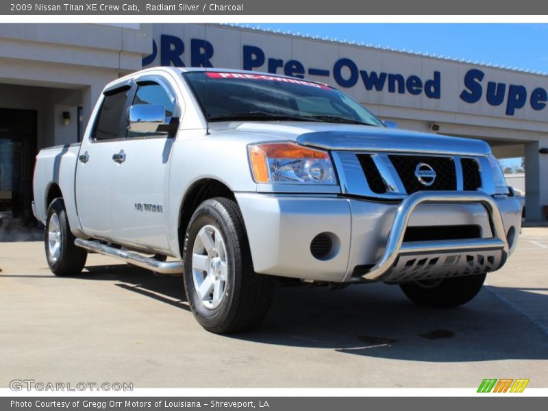 Radiant Silver / Charcoal 2009 Nissan Titan XE Crew Cab