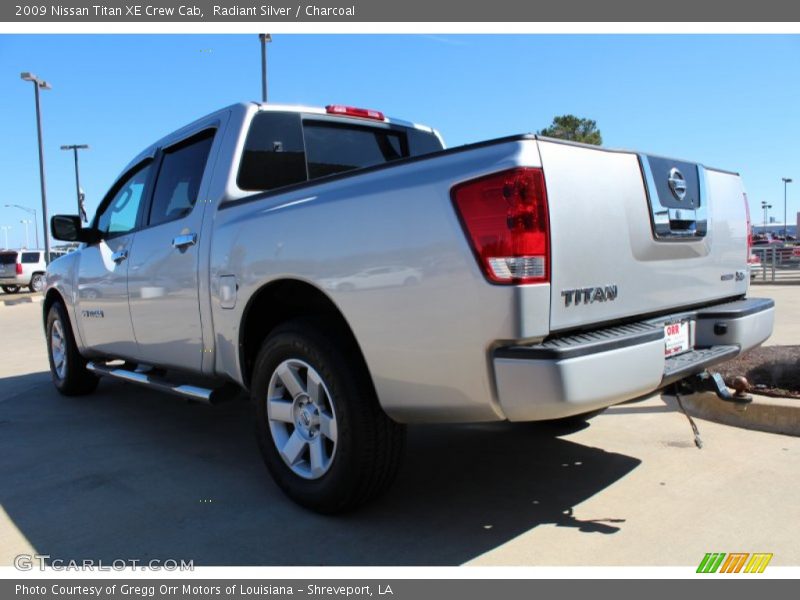 Radiant Silver / Charcoal 2009 Nissan Titan XE Crew Cab