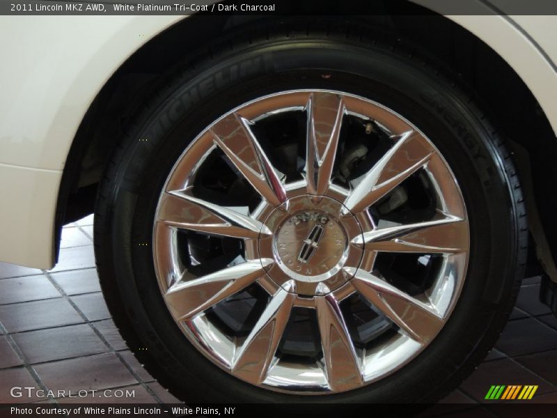 White Platinum Tri-Coat / Dark Charcoal 2011 Lincoln MKZ AWD