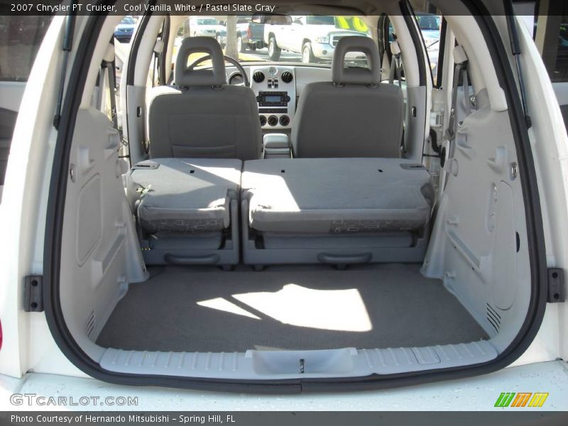 Cool Vanilla White / Pastel Slate Gray 2007 Chrysler PT Cruiser