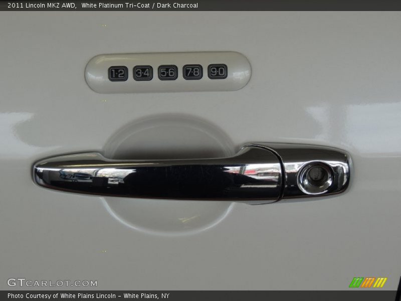 White Platinum Tri-Coat / Dark Charcoal 2011 Lincoln MKZ AWD