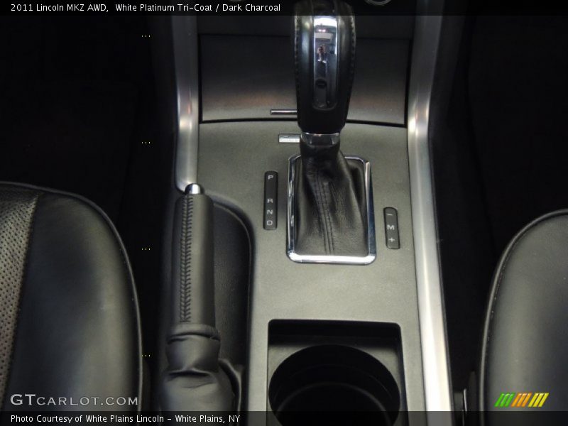 White Platinum Tri-Coat / Dark Charcoal 2011 Lincoln MKZ AWD