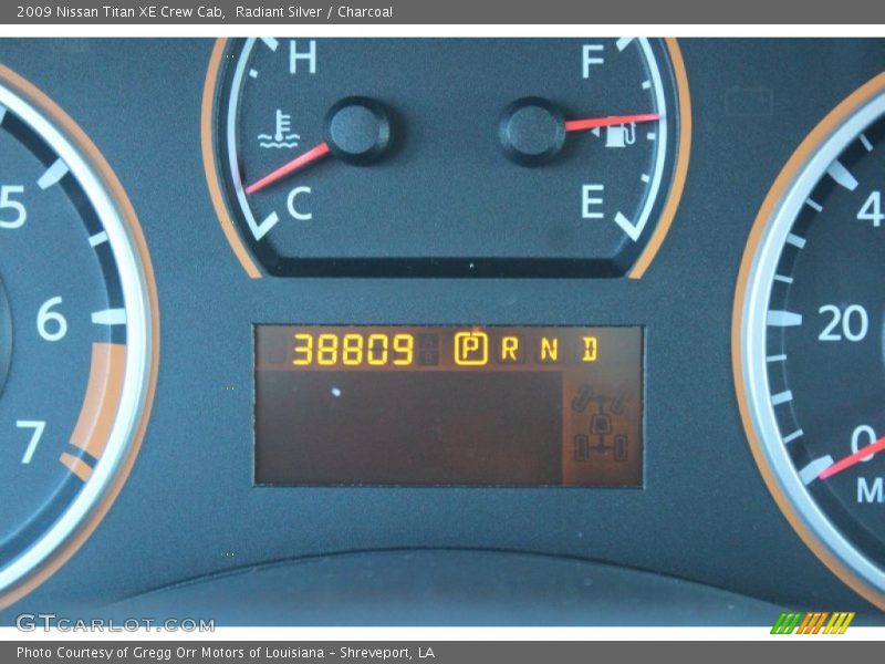 Radiant Silver / Charcoal 2009 Nissan Titan XE Crew Cab