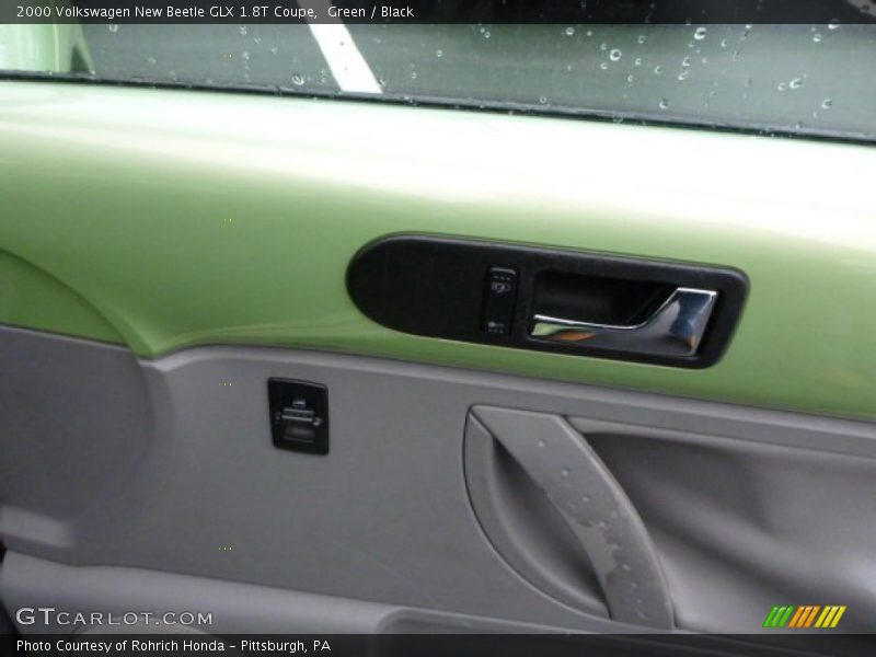 Green / Black 2000 Volkswagen New Beetle GLX 1.8T Coupe