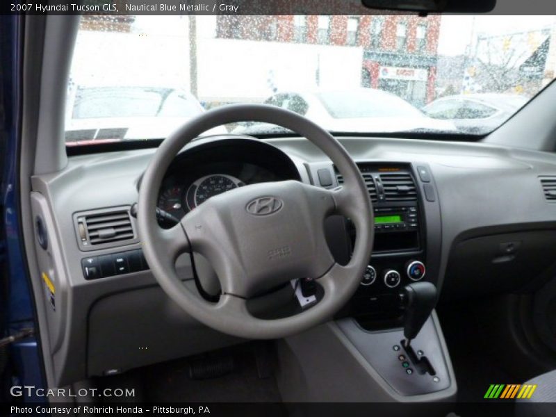 Dashboard of 2007 Tucson GLS