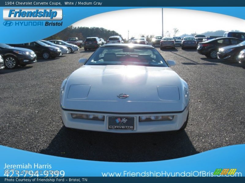 White / Medium Gray 1984 Chevrolet Corvette Coupe