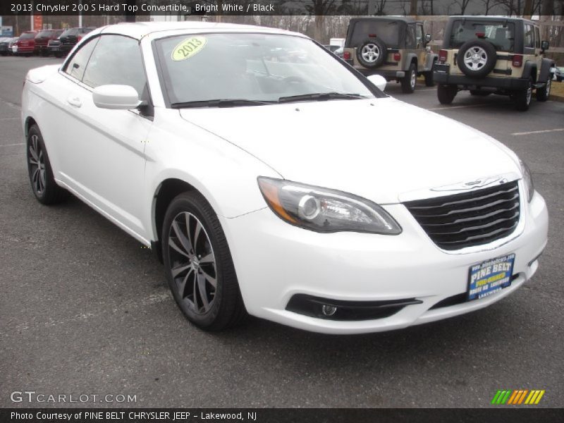 Bright White / Black 2013 Chrysler 200 S Hard Top Convertible