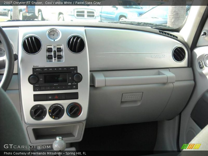 Cool Vanilla White / Pastel Slate Gray 2007 Chrysler PT Cruiser