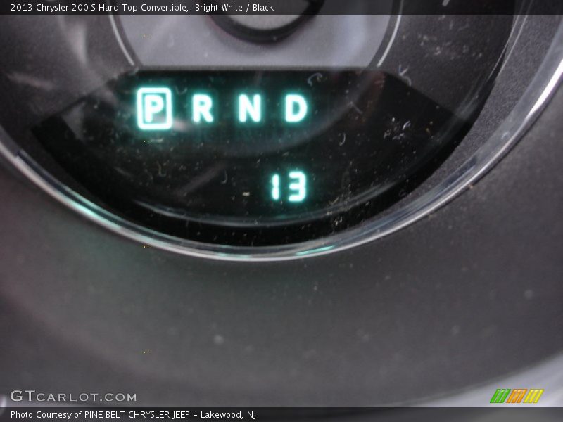 Bright White / Black 2013 Chrysler 200 S Hard Top Convertible