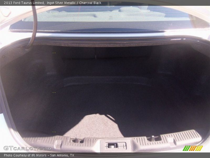 Ingot Silver Metallic / Charcoal Black 2013 Ford Taurus Limited