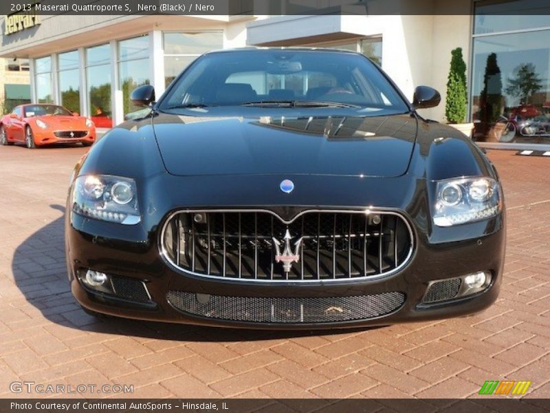 Front View - 2013 Maserati Quattroporte S