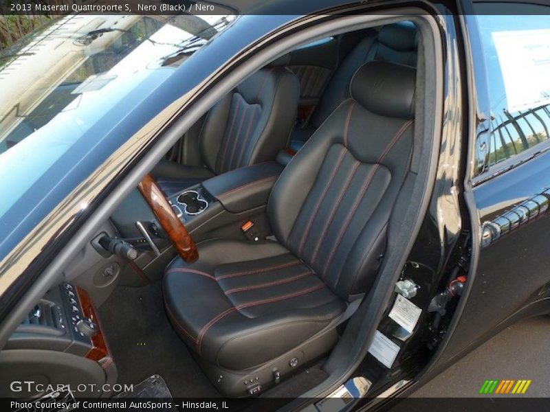 Front Seat of 2013 Quattroporte S