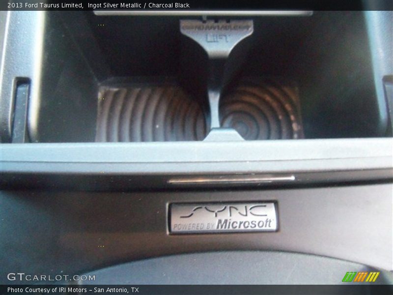 Ingot Silver Metallic / Charcoal Black 2013 Ford Taurus Limited