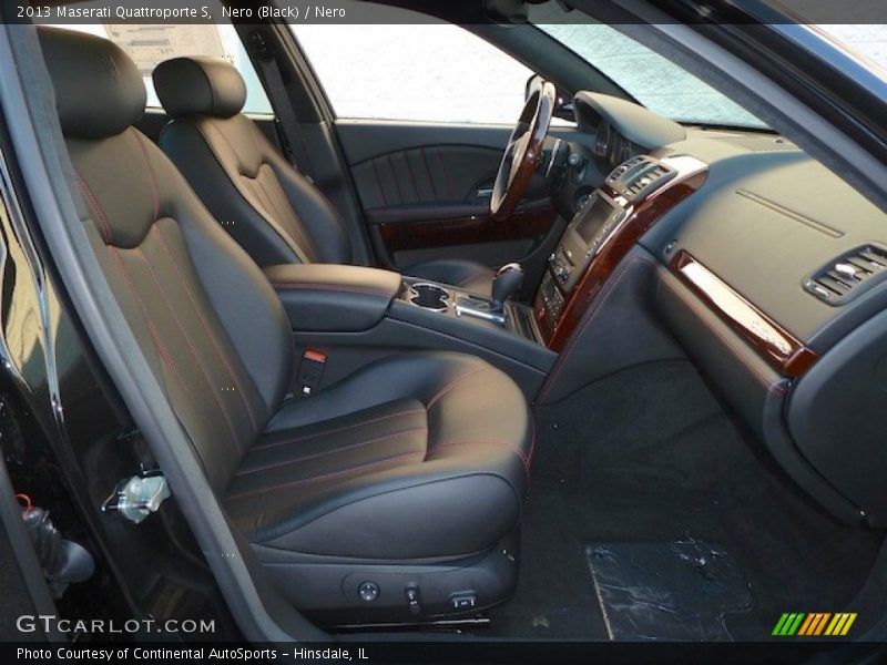 Front Seat of 2013 Quattroporte S