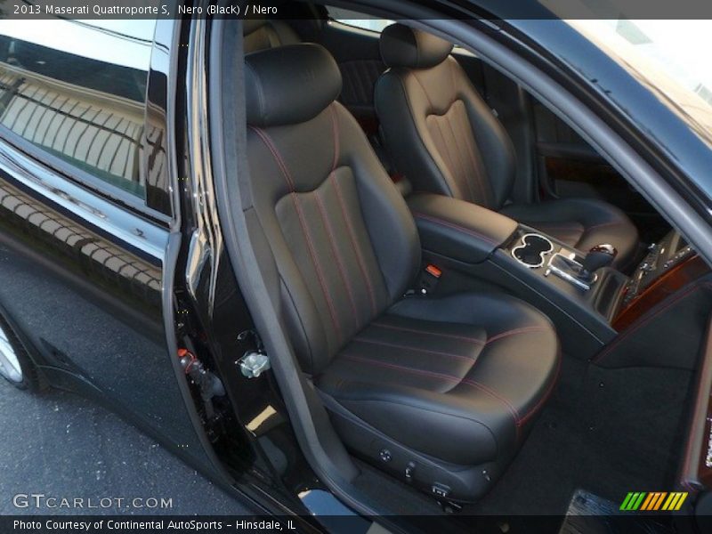 Front Seat of 2013 Quattroporte S