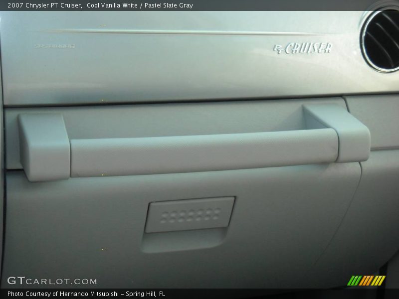 Cool Vanilla White / Pastel Slate Gray 2007 Chrysler PT Cruiser