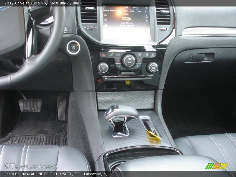 Gloss Black / Black 2012 Chrysler 300 S V6