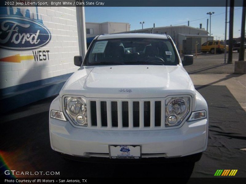 Bright White / Dark Slate Gray 2012 Jeep Liberty Sport