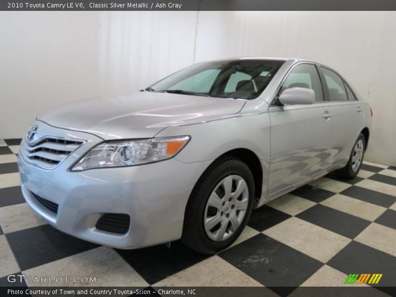 Front 3/4 View of 2010 Camry LE V6