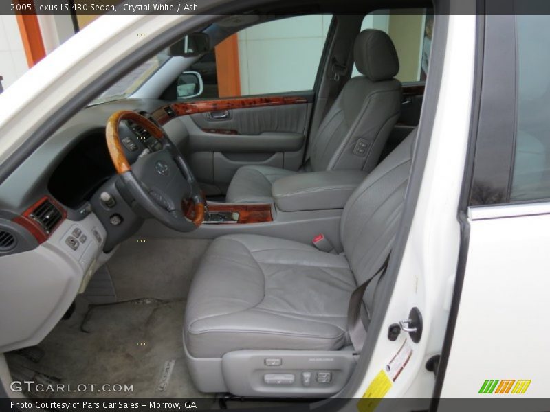 Crystal White / Ash 2005 Lexus LS 430 Sedan
